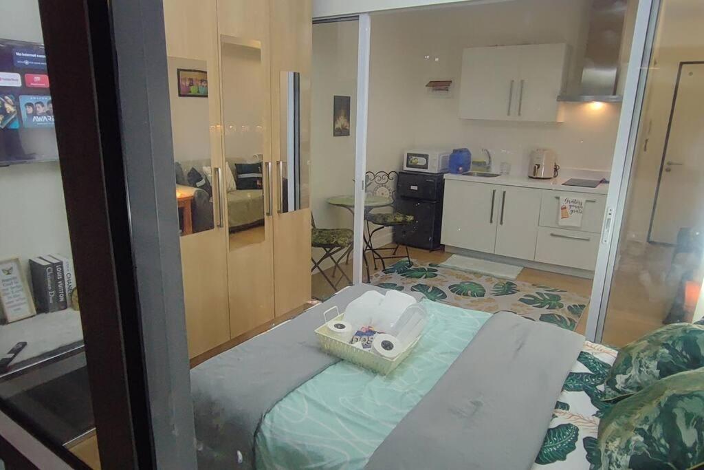 Aveline Suites Elite Rockwell View Acqua Private Residences Near Rockwell Makati Manila Luaran gambar