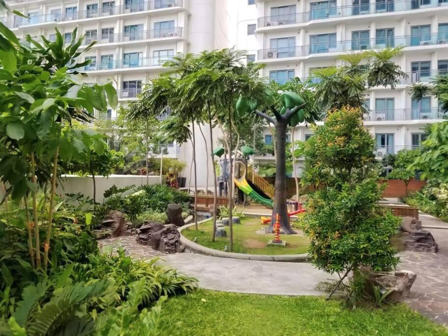 Aveline Suites Elite Rockwell View Acqua Private Residences Near Rockwell Makati Manila Luaran gambar