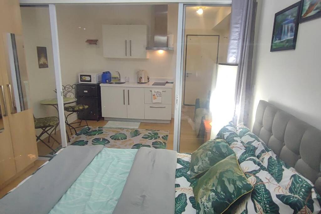 Aveline Suites Elite Rockwell View Acqua Private Residences Near Rockwell Makati Manila Luaran gambar
